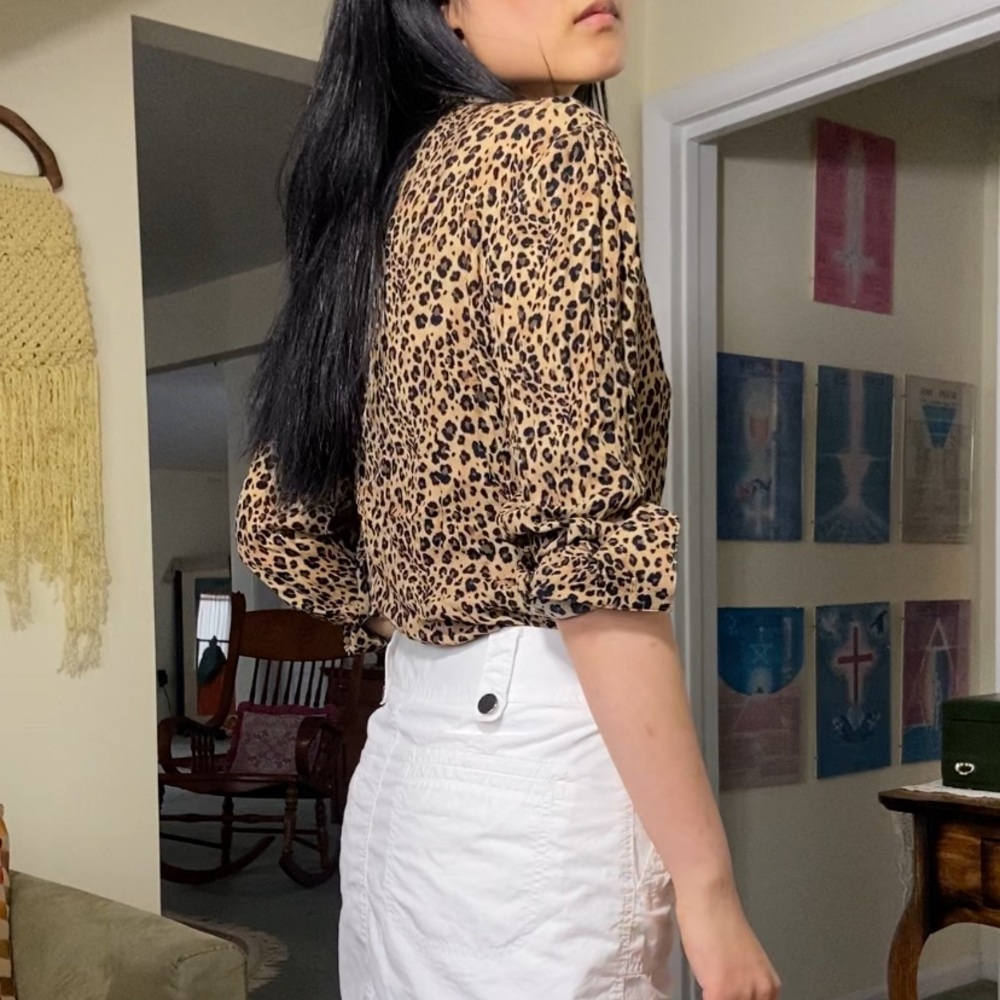 Kasper And Company Leopard Print Button Down Shirt - image 3